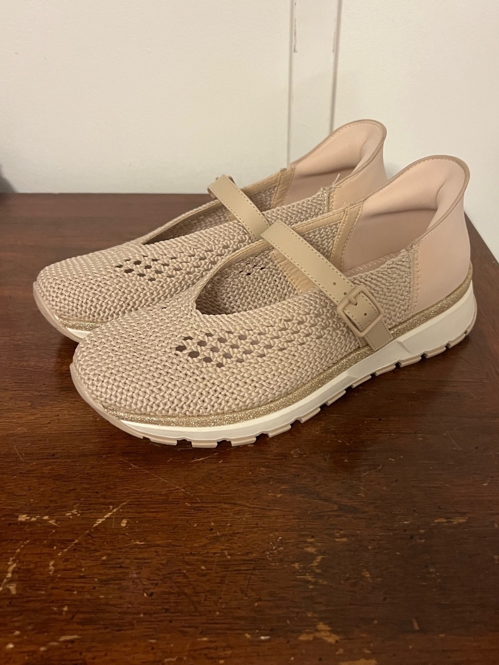 Kenneth Cole Women's Kuerq EZ Mary Jane Sneakers size 7 NWOT